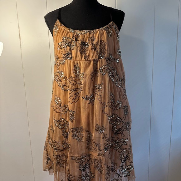 Anthropologie Dresses & Skirts - Anthropologie Maeve Tulle Sequined Dress Trimmed
